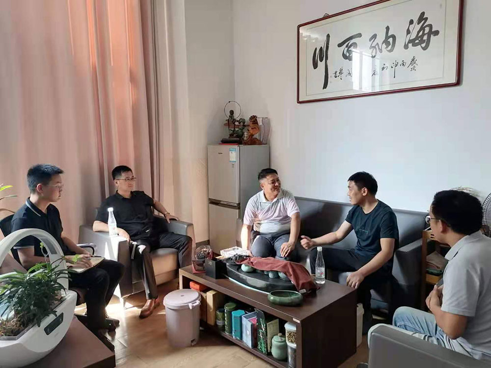 國資運營公司走訪九龍園區(qū)企業(yè)，服務(wù)重點項目發(fā)展