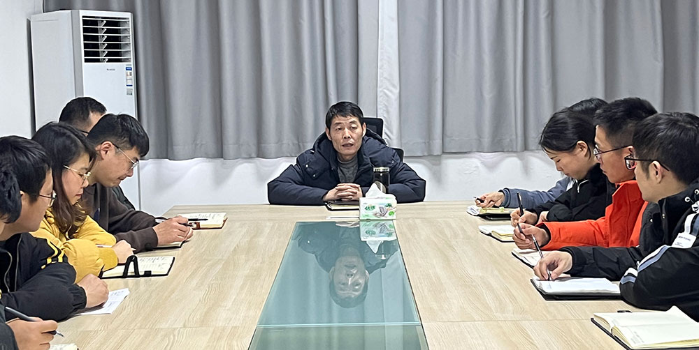 聚焦公司發(fā)展，共謀提升路徑 屯溪城建投公司召開2022年度全體員工大會