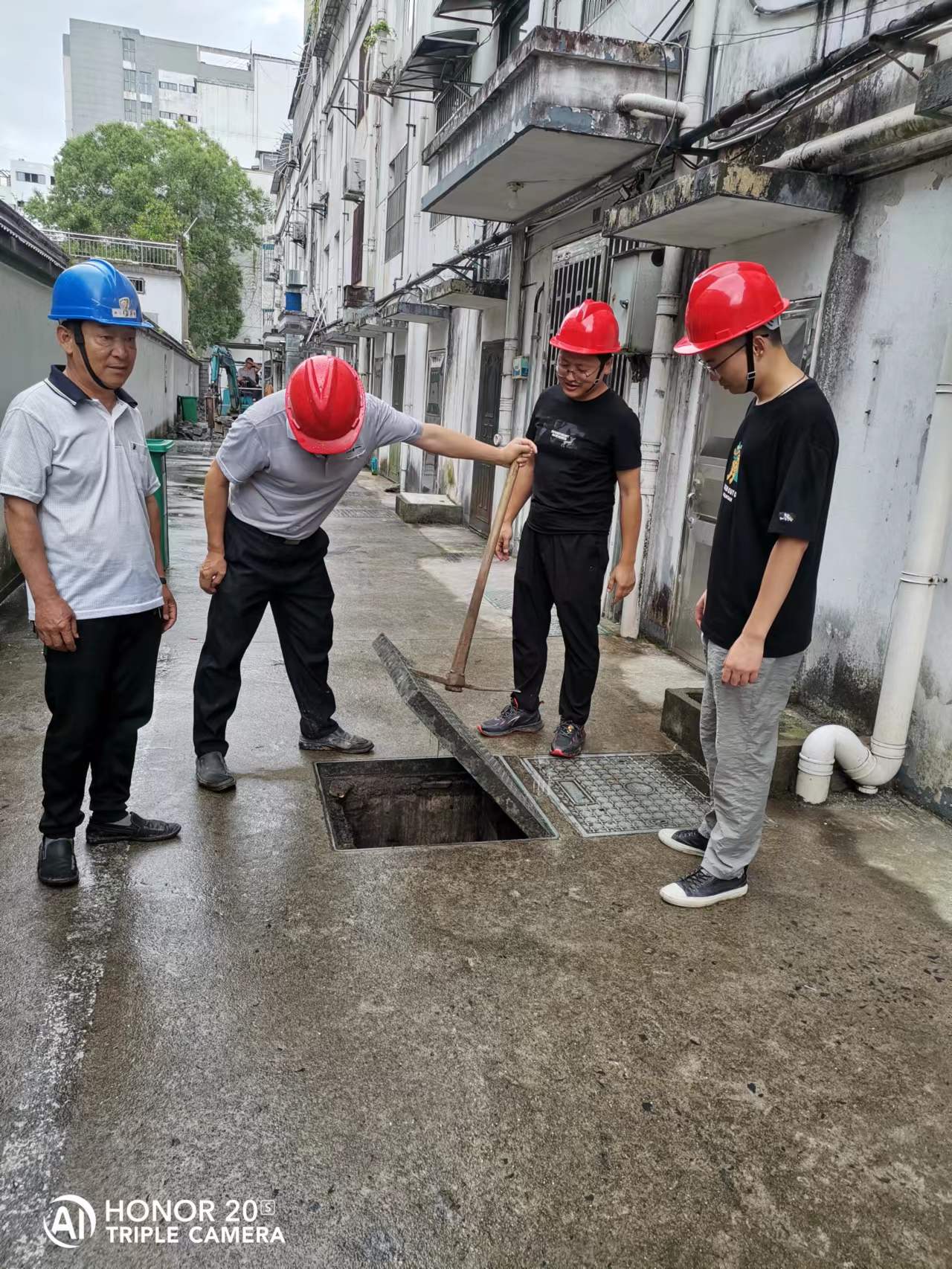 遵守安全生產(chǎn)法，當(dāng)好第一責(zé)任人